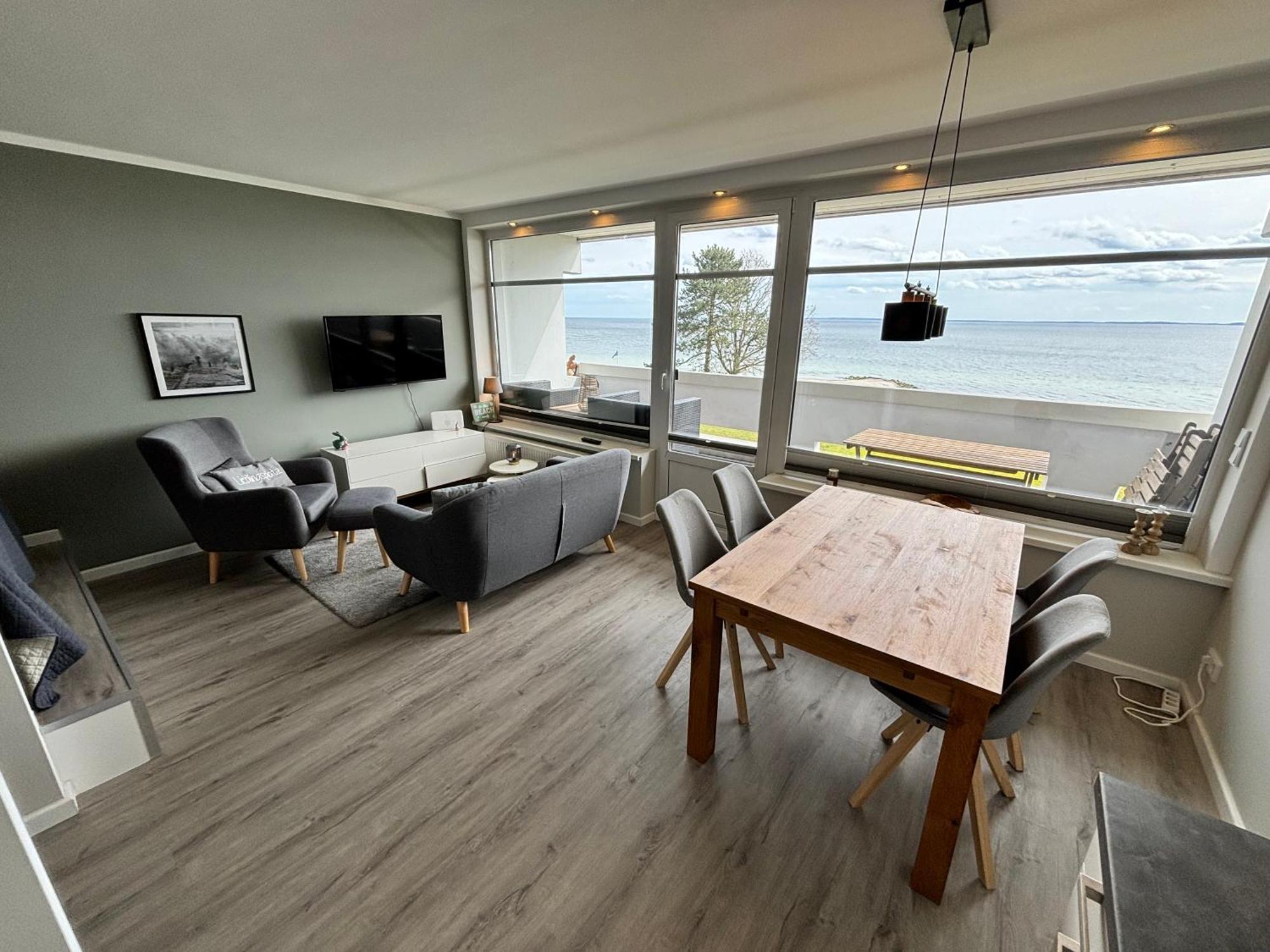 App 88 - Strandlage Appartement Sierksdorf